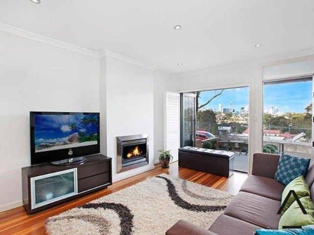 Timeless Elegance and Modern Luxury in the Heart of Birchgrove