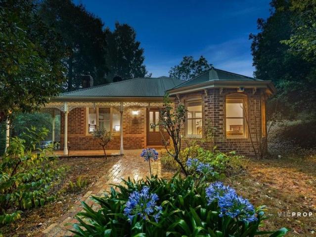 Timeless Elegance in the Heart of Ferny Creek