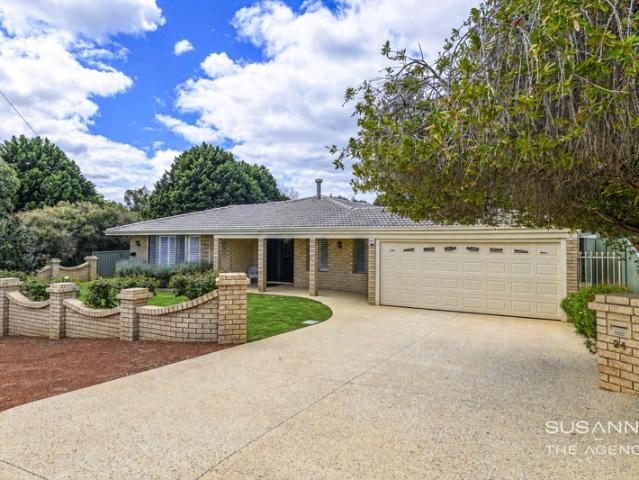 Timeless Elegance in a Prime Lesmurdie Location