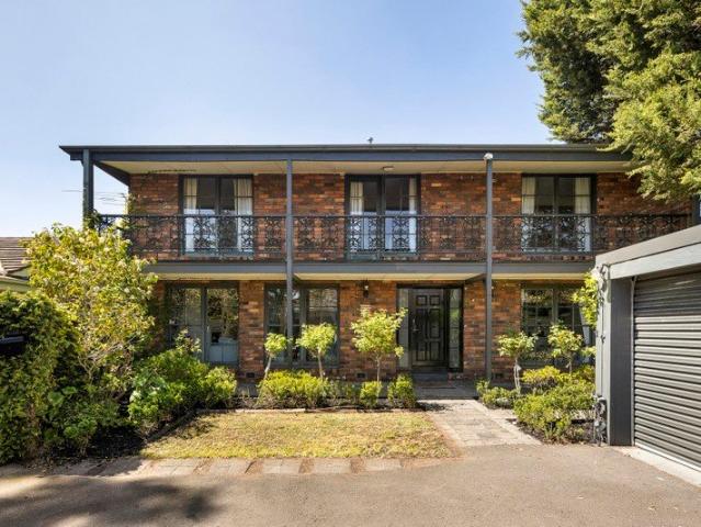 Timeless Elegance in a Private Brighton Setting