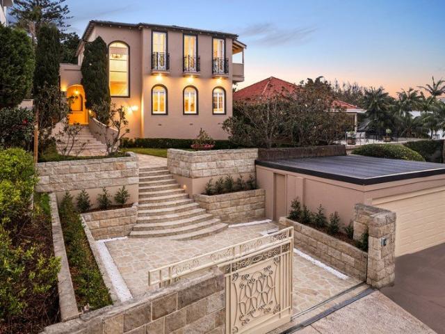 Timeless European Elegance, Grand Proportions & Harbour Views