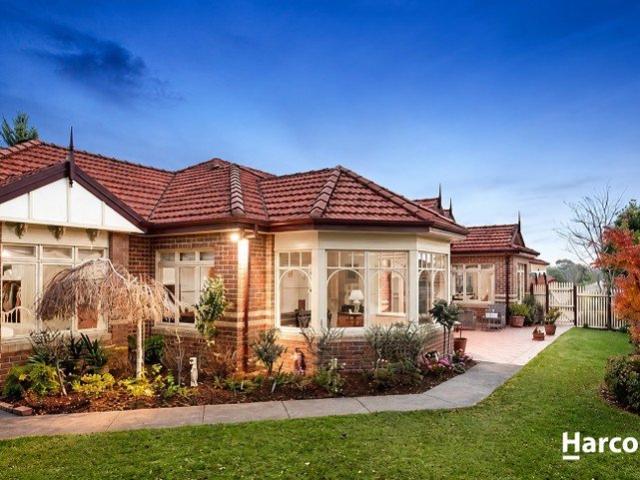 Timeless Family Elegance in a Peaceful Ringwood North Setting