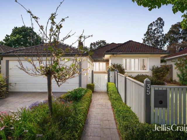 Timeless family elegance with exceptional entertaining appeal