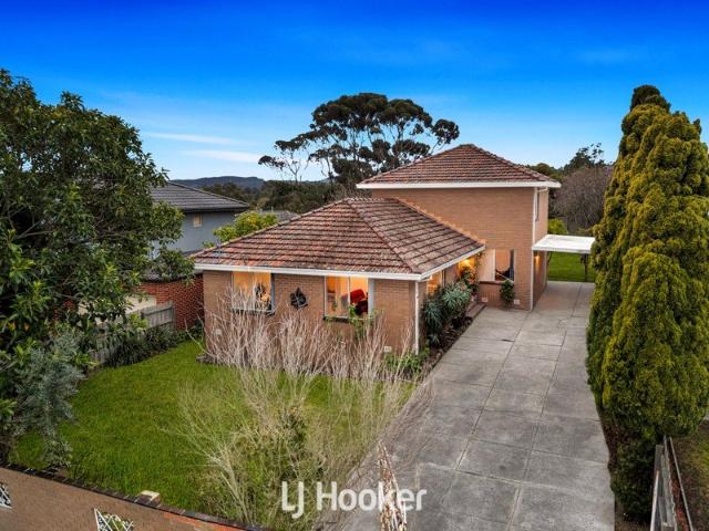Timeless Family Living with Exceptional Space & Future Scope