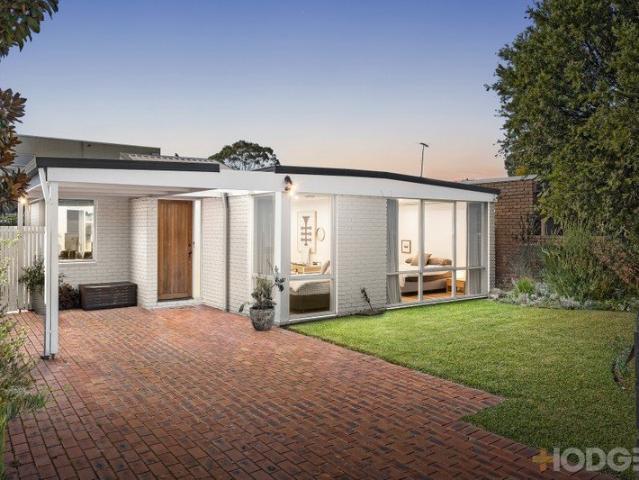 Timeless Fasham Johnson Design in a Coveted Beachside Pocket