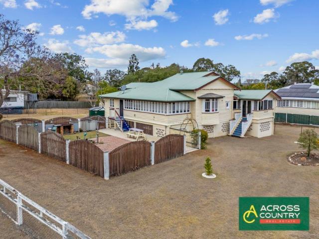 TIMELESS FEDERATION CHARACTER WITH MODERN COMFORTS ON 1,415m²!
