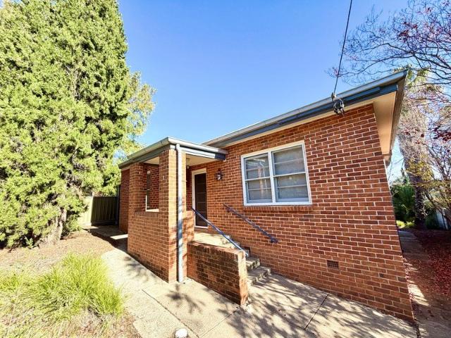 Timeless Home, Modern Upgrades East Tamworth