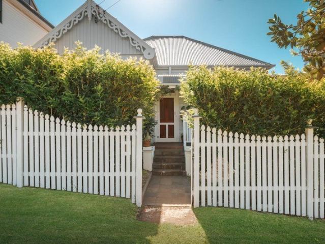 Timeless Kiama Cottage