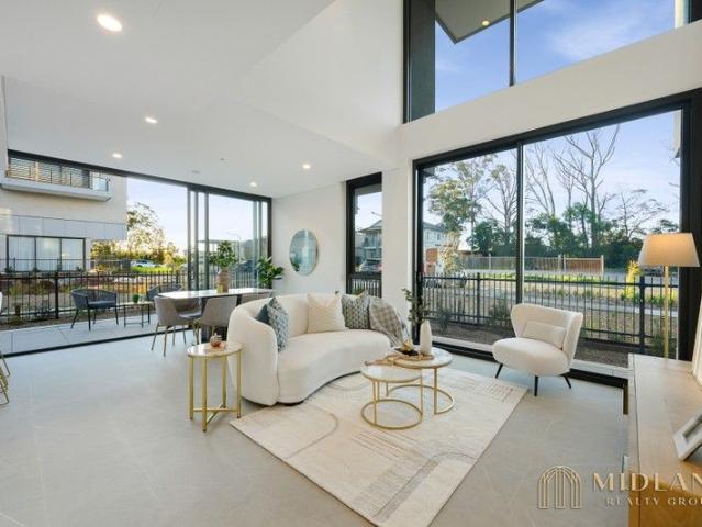 Timeless Luxury Family Home in Lindfield's Newest Precinct