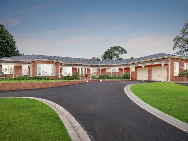 Timeless Luxury, Resort Style Family Haven