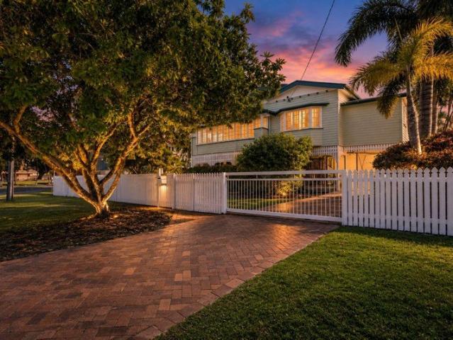 Timeless Queenslander Charm in a Prime Inner City Location
