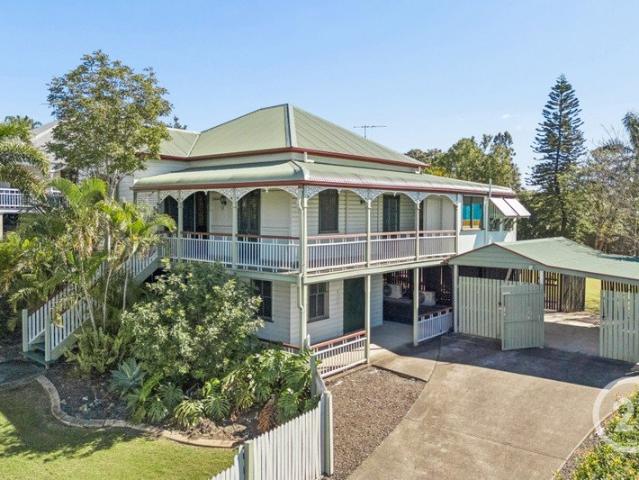 Timeless Queenslander Charm on 1012m² Trinavale