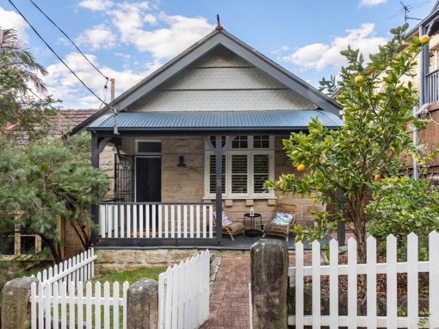 Timeless Sandstone Elegance in a Secluded North Sydney Enclave