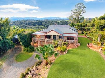 Timeless Sandstone Family Home with Sweeping Northerly Views