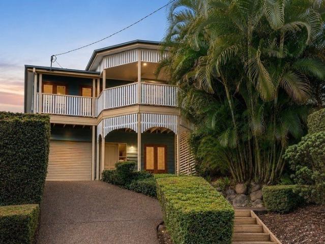 Timeless Style in a Prestigious Toowong Setting