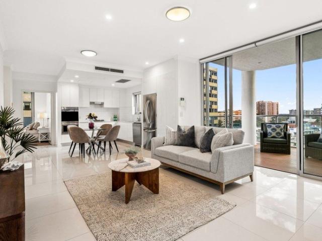 Times Plaza | A lifestyle of modern living and ultra convenience