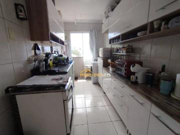 Ótimo apartamento a venda na Extensão do Bosque!