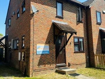 Tintagel Gardens, Rochester ME2, 1 bed terraced house to rent, £1,100 pcm | PrimeLocation