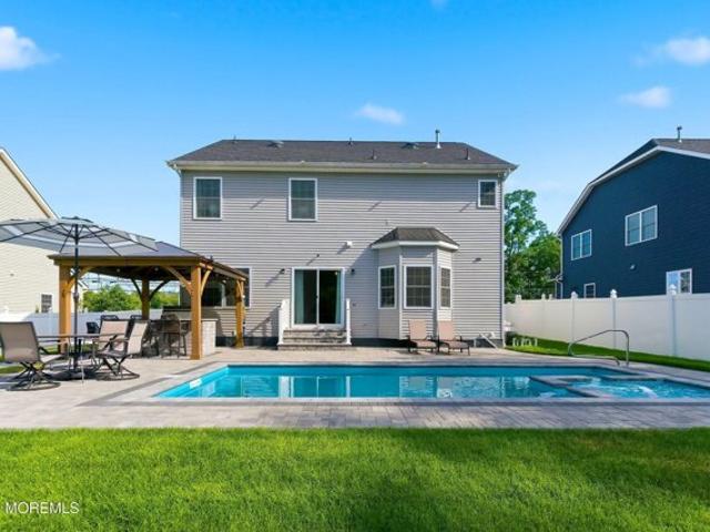 Tinton Ave, Eatontown, Home For Sale
