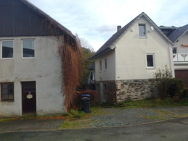 Tiny Bauernhaus mit Scheune und Garten