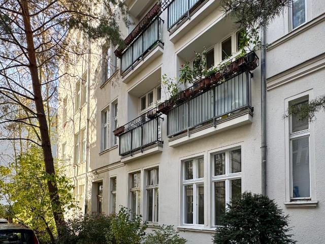 Tiny 1 Zimmer Eigentumswohnung bezugsfrei kaufen in Berlin Steglitz, Nahe Schloßstraße, ca. 26 m²