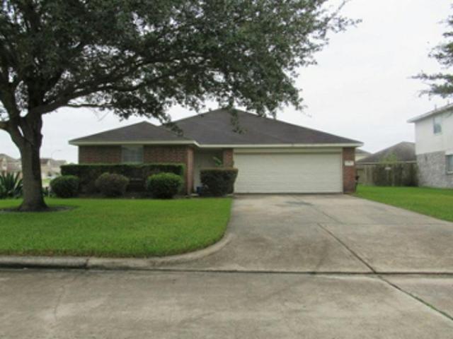 Tinas Terrace Dr