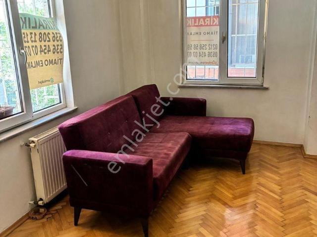Tiamo’dan 2+1 Giriş Ters Dubleks Kombılı Daire Boştur