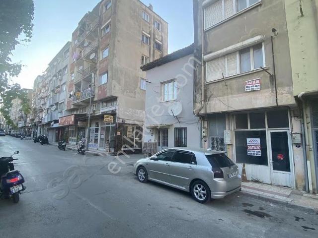 Ticari + Konut 3 Katlı Komple Bina