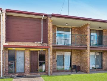 Tick Tock! Time's Running Out on This Must Sell Townhouse!