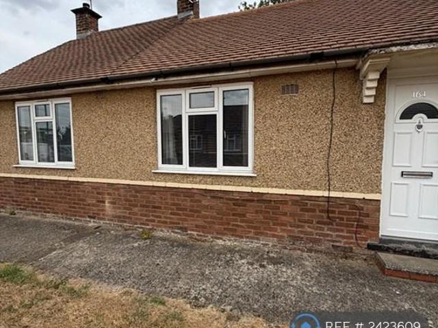 Tickford St, Newport Pagnell, MK16 1 bed bungalow to rent £1,050 pcm £242 pw