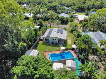 Ticks lots of boxes 809m2, pool, shed, solar