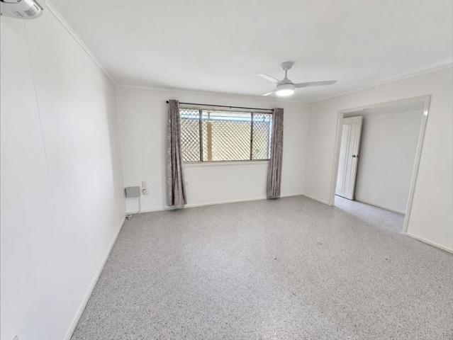 Tidy Modern 3 Bedroom Home in Avenell Heights
