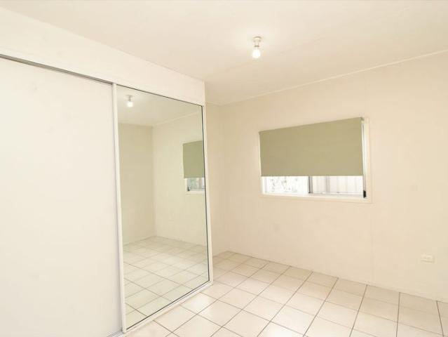 Tidy One Bedroom Unit on Miles Street
