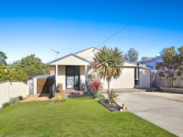Tidy, centrally located cottage
