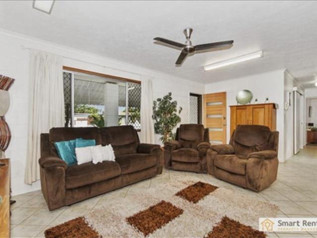 Tidy Family Home in Mount Louisa