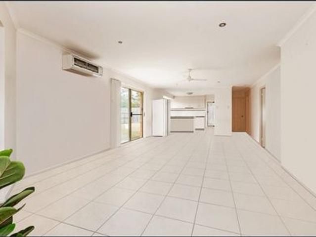 TIDY FAMILY HOME IN SOUGHT AFTER KIN KORA SUBURB