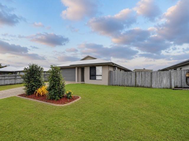 Tidy Family Home with Side access and SHED!