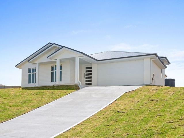 Tidy Four Bedroom Family Home