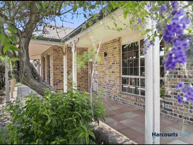 Tidy home located on quiet cul de sac !