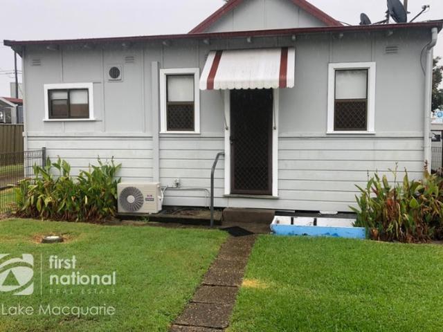 TIDY LIVING IN THE HEART OF SHORTLAND