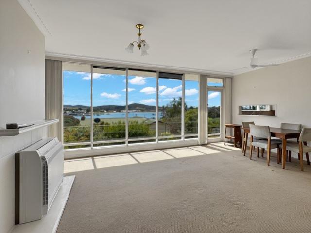 Tidy & Packed with Potential Views Included
