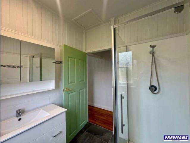 Tidy Two Bedroom Home on Hill Location