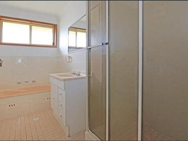 Tidy, Two Bedroom Villa