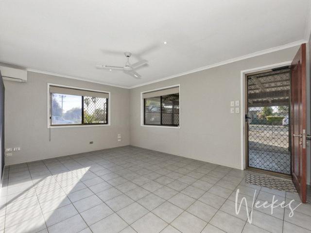 TIDY THREE BEDROOM AIR CONDITIONED HOME!