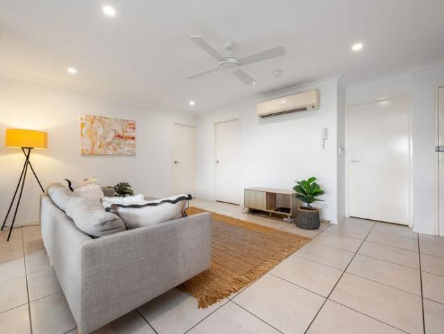 Tidy Three Bedroom Apartment in Quiet, Well Maintained Complex