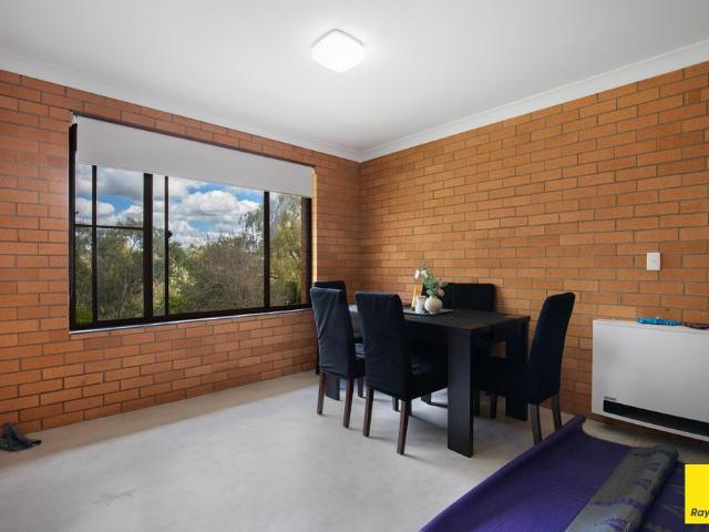 Tidy Three Bedroom Townhouse