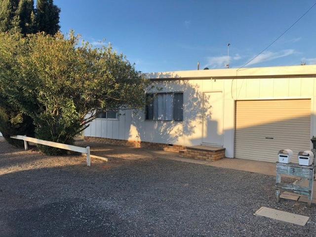 TIDY UNIT CLOSE TO SOUTH TAMWORTH BOWLING CLUB