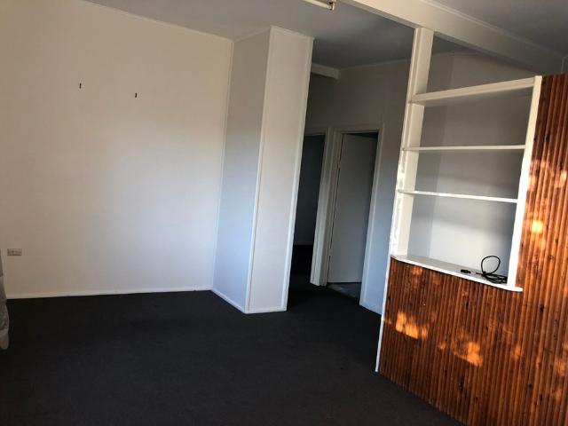 TIDY UNIT CLOSE TO SOUTH TAMWORTH BOWLING CLUB