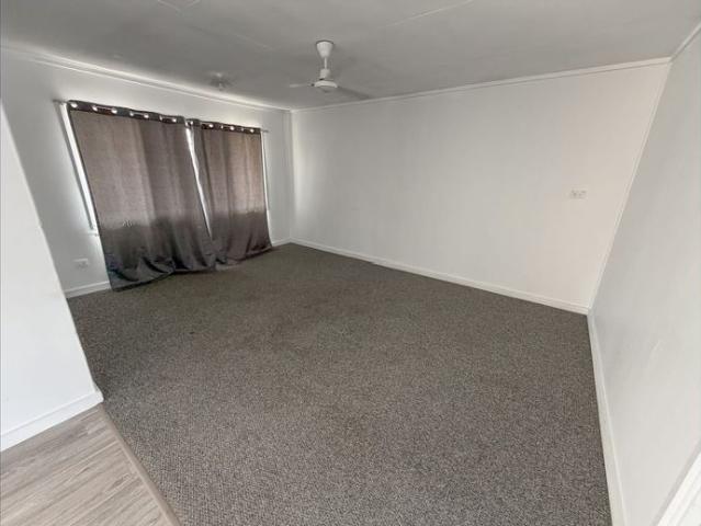 TIDY UNIT ACROSS FROM HOSPITAL