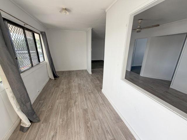 TIDY UNIT ACROSS FROM HOSPITAL